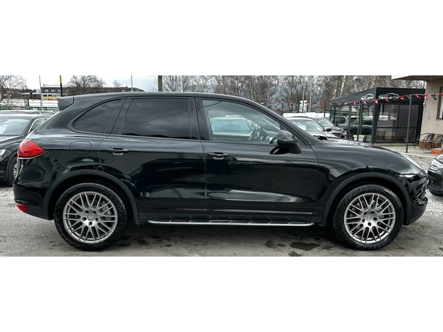 Porsche Cayenne 3.0D 245HP BOSE NAVI EU5 - автомобили, коли, обяви за нови и употребявани 3