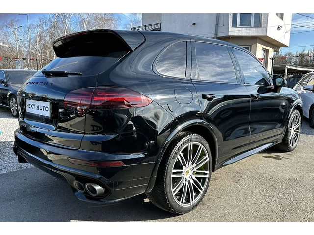 Porsche Cayenne S 4.2D 385HP V8 360'CAM DISTRONIC BOSE - автомобили, коли, обяви за нови и употребявани 4