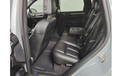 Porsche Cayenne Cayenne S E-Hybrid AWD - автомобили, коли, обяви за нови и употребявани 13