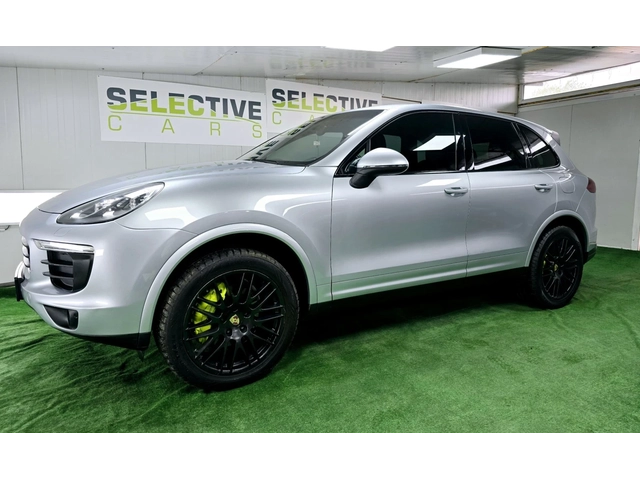 Porsche Cayenne Cayenne S E-Hybrid AWD - автомобили, коли, обяви за нови и употребявани 2