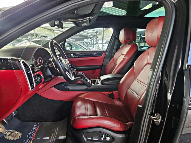 Porsche Cayenne S/GERMANY/PANO/DIGITAL/AIR/CAMERA/KEYLESS GO/LIZIN - автомобили, коли, обяви за нови и употребявани 14