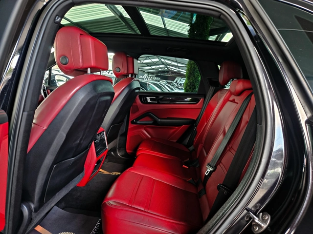 Porsche Cayenne S/GERMANY/PANO/DIGITAL/AIR/CAMERA/KEYLESS GO/LIZIN - автомобили, коли, обяви за нови и употребявани 15