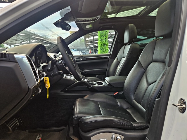 Porsche Cayenne ! S/3.0TDI/LED/CAMERA/PANO/ПОДГРЕВ/ОБДУХ/BOSE/LIZI - автомобили, коли, обяви за нови и употребявани 14