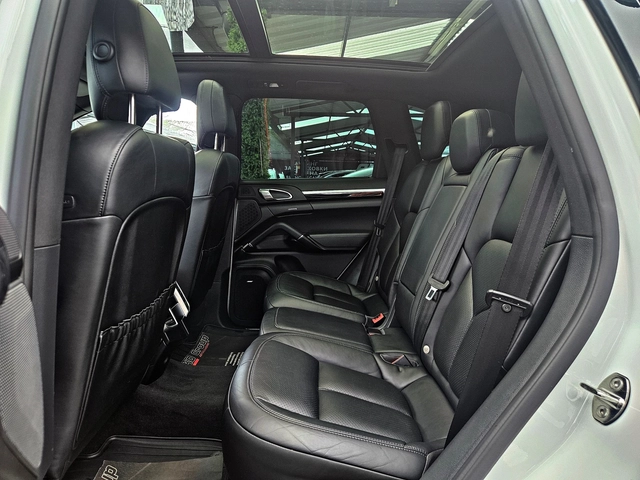 Porsche Cayenne ! S/3.0TDI/LED/CAMERA/PANO/ПОДГРЕВ/ОБДУХ/BOSE/LIZI - автомобили, коли, обяви за нови и употребявани 15