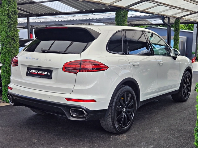 Porsche Cayenne ! S/3.0TDI/LED/CAMERA/PANO/ПОДГРЕВ/ОБДУХ/BOSE/LIZI - автомобили, коли, обяви за нови и употребявани 4