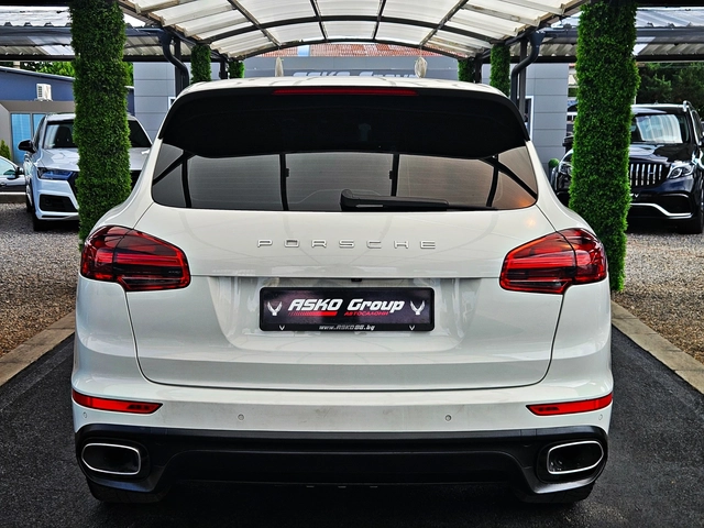 Porsche Cayenne ! S/3.0TDI/LED/CAMERA/PANO/ПОДГРЕВ/ОБДУХ/BOSE/LIZI - автомобили, коли, обяви за нови и употребявани 5