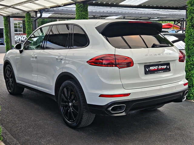 Porsche Cayenne ! S/3.0TDI/LED/CAMERA/PANO/ПОДГРЕВ/ОБДУХ/BOSE/LIZI - автомобили, коли, обяви за нови и употребявани 6