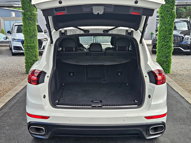 Porsche Cayenne ! S/3.0TDI/LED/CAMERA/PANO/ПОДГРЕВ/ОБДУХ/BOSE/LIZI - автомобили, коли, обяви за нови и употребявани 7