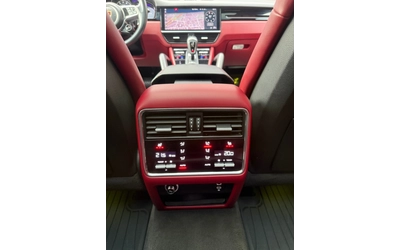 Porsche Cayenne 80 Хил км - автомобили, коли, обяви за нови и употребявани 12