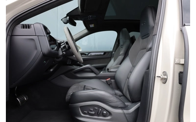 Porsche Cayenne * NEW MODEL* GTS* HD MATRIX LIGTS* BOSE* PANO* 360 - автомобили, коли, обяви за нови и употребявани 11