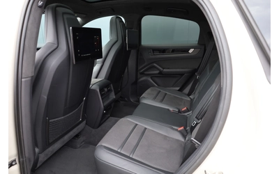Porsche Cayenne * NEW MODEL* GTS* HD MATRIX LIGTS* BOSE* PANO* 360 - автомобили, коли, обяви за нови и употребявани 15