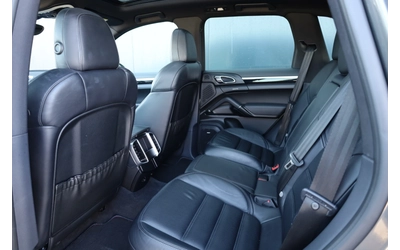 Porsche Cayenne GTS OPTIC* HD MATRIX LIGTS* BOSE* PANO* - автомобили, коли, обяви за нови и употребявани 15