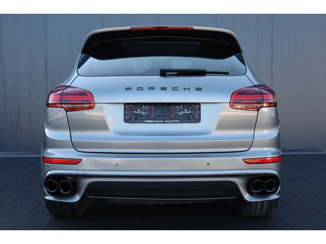 Porsche Cayenne GTS OPTIC* HD MATRIX LIGTS* BOSE* PANO* - автомобили, коли, обяви за нови и употребявани 6