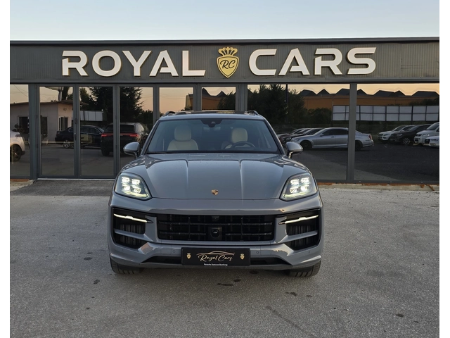 Porsche Cayenne * GTS * PANORAMA* 360* BURMASTER* - автомобили, коли, обяви за нови и употребявани 1