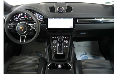 PORSCHE Cayenne Cayenne Coupe 3.0 Sport Chrono - автомобили, коли, обяви за нови и употребявани 9