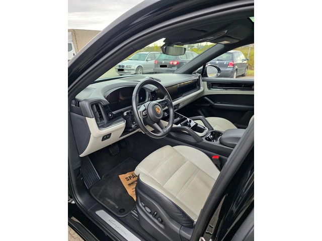 PORSCHE Cayenne Cayenne Coupe 3.0 V6 E-Hybrid - автомобили, коли, обяви за нови и употребявани 4