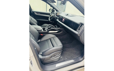 PORSCHE Cayenne Cayenne Coupe 3.0 V6 E-Hybrid - автомобили, коли, обяви за нови и употребявани 6