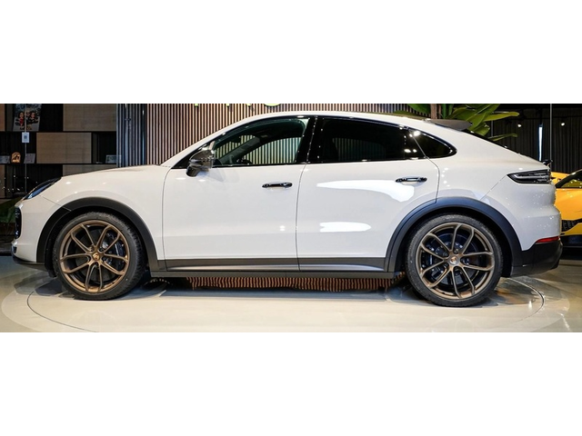 PORSCHE Cayenne Cayenne Coupe Turbo GT 4.0 V8 - автомобили, коли, обяви за нови и употребявани 5