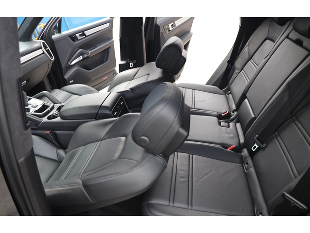 PORSCHE Cayenne Cayenne E-Hybrid - автомобили, коли, обяви за нови и употребявани 7