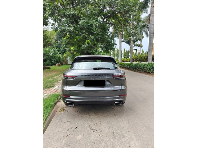 PORSCHE Cayenne Cayenne E-Hybrid  - автомобили, коли, обяви за нови и употребявани 2