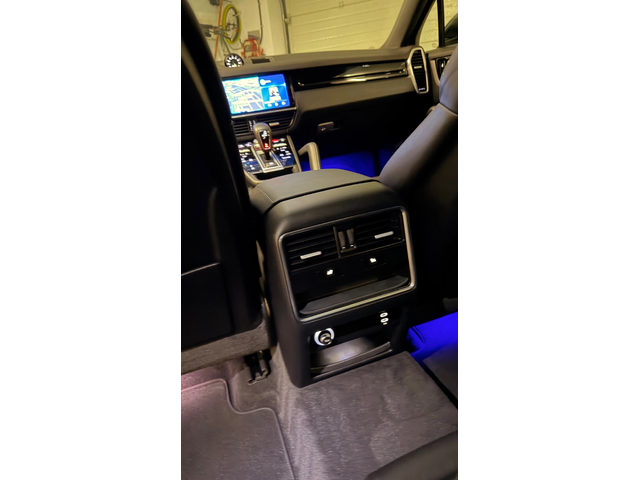 PORSCHE Cayenne Cayenne E-Hybrid Coupe - автомобили, коли, обяви за нови и употребявани 5