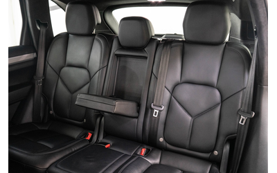 PORSCHE Cayenne Cayenne Turbo 4.8 V8 Facelift - автомобили, коли, обяви за нови и употребявани 10