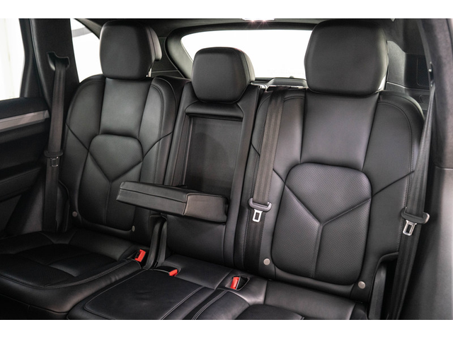 PORSCHE Cayenne Cayenne Turbo 4.8 V8 Facelift - автомобили, коли, обяви за нови и употребявани 10