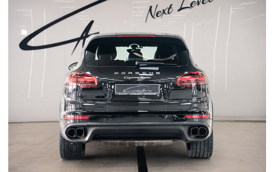 porsche-cayenne-cayenne-turbo-4-8-v8-facelift - 5