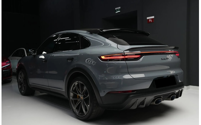 porsche-cayenne-cayenne-turbo-gt-4-0-v8 - 5