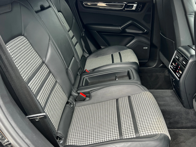 Porsche  Cayenne - автомобили, коли, обяви за нови и употребявани 11