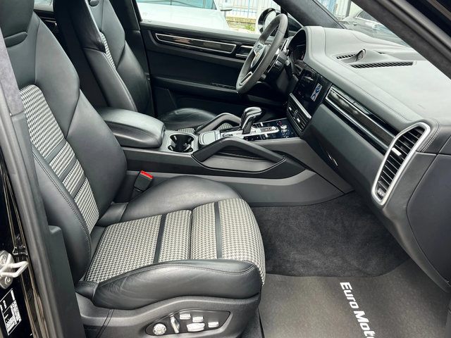 Porsche  Cayenne - автомобили, коли, обяви за нови и употребявани 9