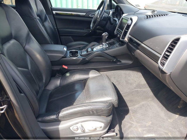 Porsche CAYENNE HYBRID 3.0L V-6 DI, DOHC, VVT, SUPERCHARGER, 333HP All Wheel Drive - автомобили, коли, обяви за нови и употребявани 4