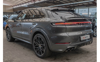 porsche-cayenne-s-4-0-v8-coupe-pdcc-sport-sport-design-hud-bose-chrono - 4