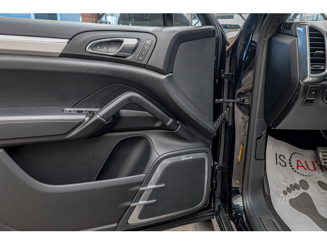 Porsche Cayenne S/PCCB/Chrono/Sport Design/Burmester/Обдувхане - автомобили, коли, обяви за нови и употребявани 6