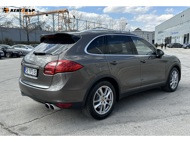Porsche Cayenne Turbo 4.8i 500 к.с. Газ/бензин - автомобили, коли, обяви за нови и употребявани 3