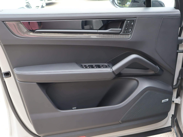 Porsche Cayenne Turbo E-Hybrid/Coupe/PCCB/PDCC Sport/PDLS+/HuD/PESS - автомобили, коли, обяви за нови и употребявани 5