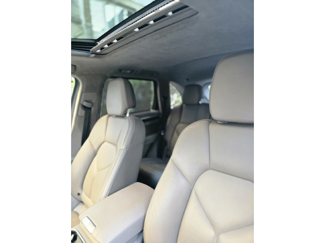 Porsche Cayenne Turbo / Keyless / Burmester / Distronic / FULL - автомобили, коли, обяви за нови и употребявани 10