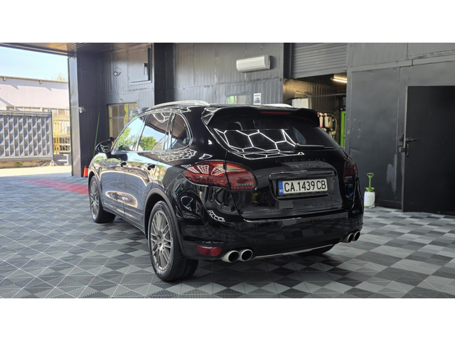 Porsche Cayenne Turbo / Keyless / Burmester / Distronic / FULL - автомобили, коли, обяви за нови и употребявани 3