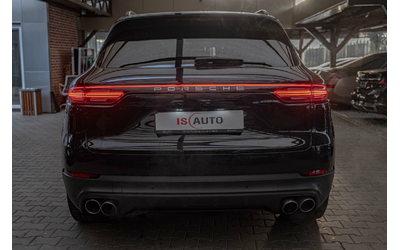 porsche-cayenne-v6t-s-pdls-panorama-soft-close-pasm-sport-podgrev - 3