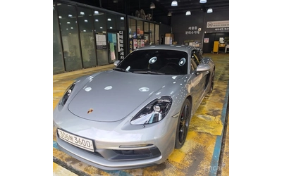 porsche-cayman - 0