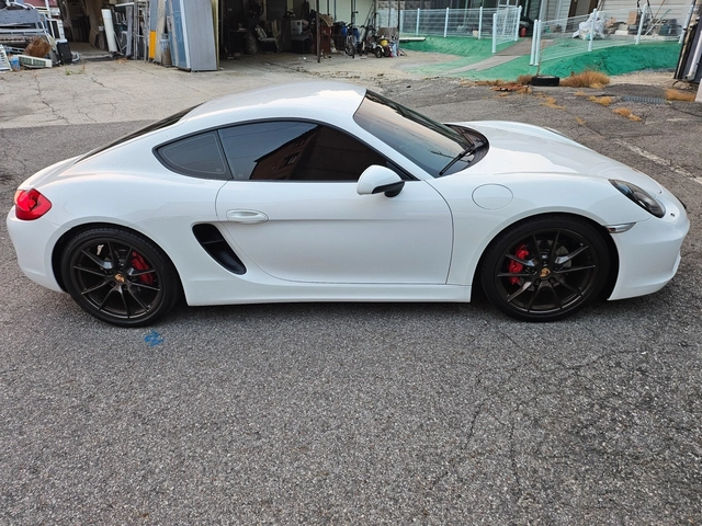 Porsche Cayman - автомобили, коли, обяви за нови и употребявани 2