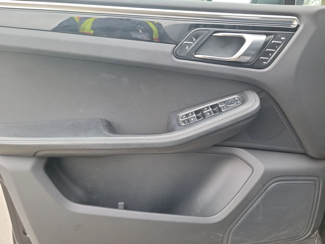 Porsche Macan S* ОБДУХ* LANE ASSIST* BOSE* KEYLESS* ПОДГРЕВ* ПАН - автомобили, коли, обяви за нови и употребявани 10