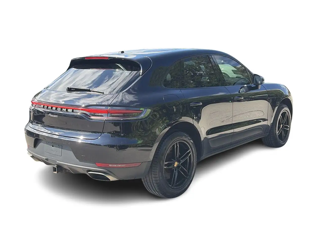 Porsche Macan |19-inch Wheels| Panoroof|Trailer Hitch|BOSE Sound|Rear View Camera| - автомобили, коли, обяви за нови и употребявани 13