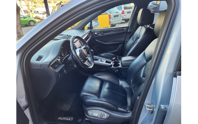 porsche-macan - 4