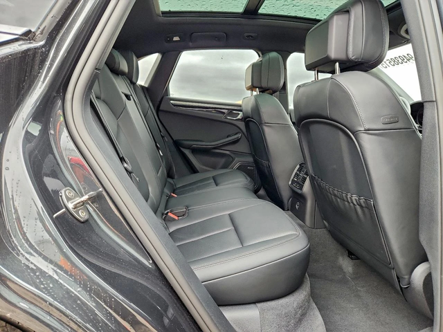 Porsche Macan BASE* DISTRONIC* 360* BOSE* ОБДУХВАНЕ* - автомобили, коли, обяви за нови и употребявани 9