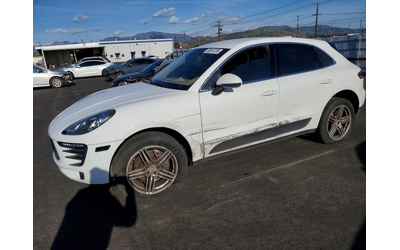 porsche-macan-3-0l-6-all-wheel-drive - 1