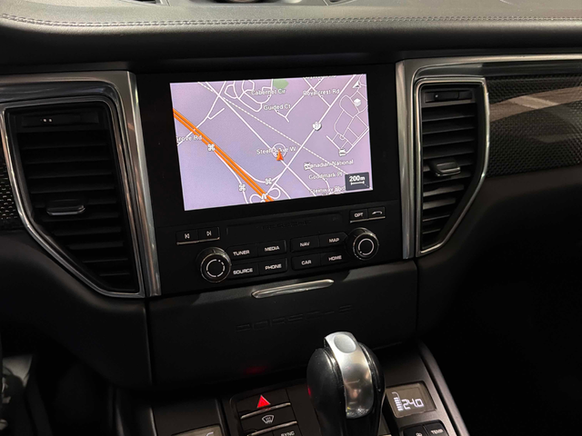 Porsche Macan 3.6L 6cyl AWD - автомобили, коли, обяви за нови и употребявани 8