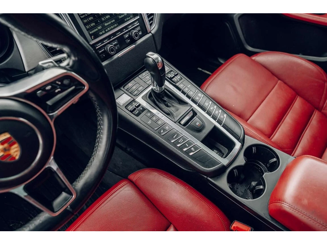 Porsche Macan * Turbo * CARFAX * ЦЕНА ДО БГ - автомобили, коли, обяви за нови и употребявани 13