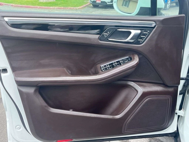 Porsche Macan * S * CARFAX * ЦЕНА ДО БГ - автомобили, коли, обяви за нови и употребявани 9