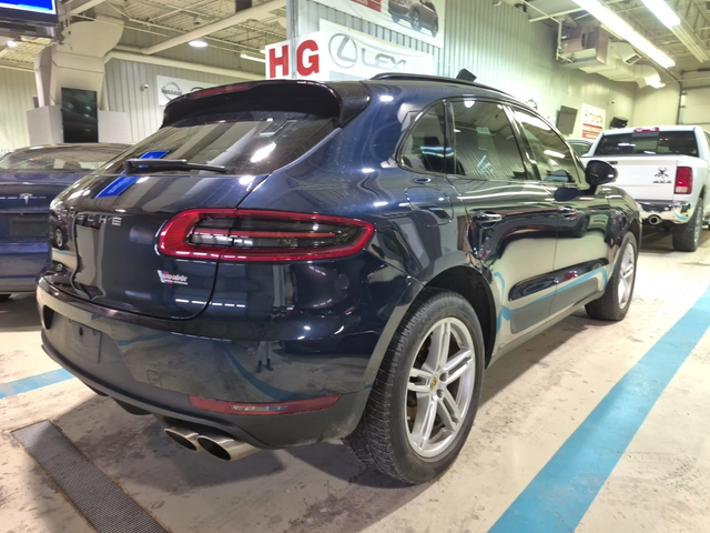 Porsche Macan 3.0 S - автомобили, коли, обяви за нови и употребявани 2